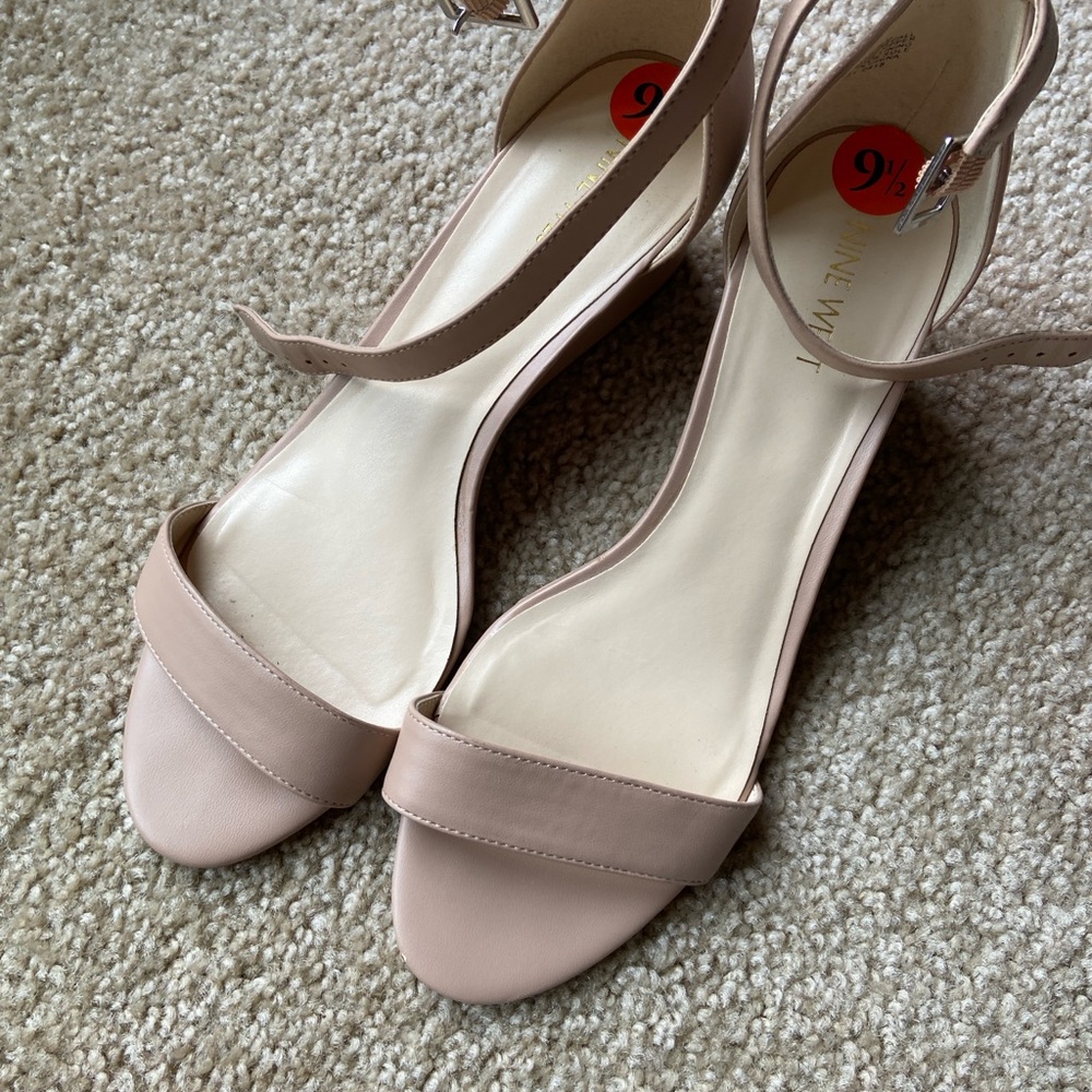 Apt. 9 Nude Wedge Heels with Ankle Strap